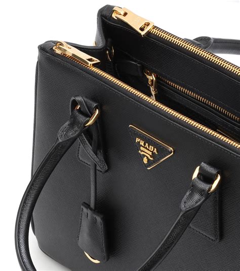 prada saffiano 1ba130|Black Saffiano Leather Shoulder Bag .